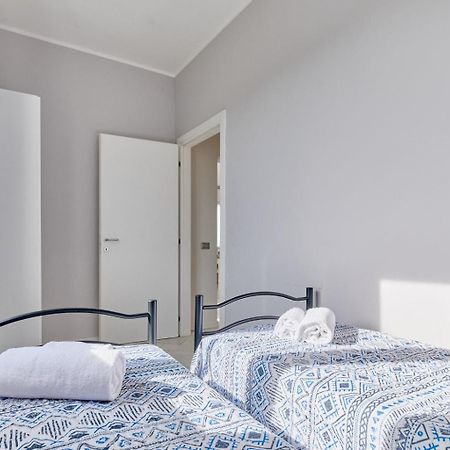 App. Mimosa Minerva Holiday Home Манерба-дель-Гарда Екстер'єр фото