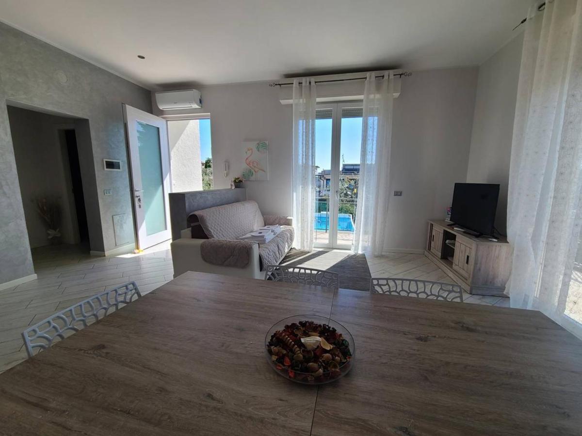 App. Mimosa Minerva Holiday Home Манерба-дель-Гарда Екстер'єр фото