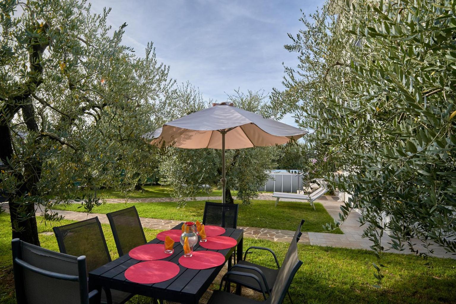 App. Mimosa Minerva Holiday Home Манерба-дель-Гарда Екстер'єр фото